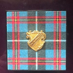 MAC play it cool eye shadow palette